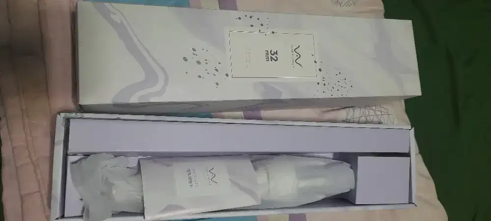 Curly ranbut vivid vogue