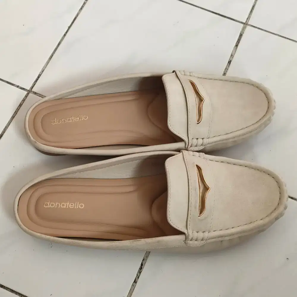 Donatello Slip On Mules Wanita Size 40 (Preloved)