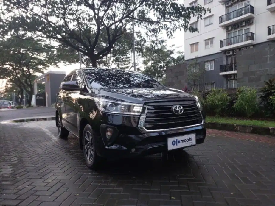 LOW DP Toyota Kijang Innova 2.0 V Bensin-AT 2021 UFSS