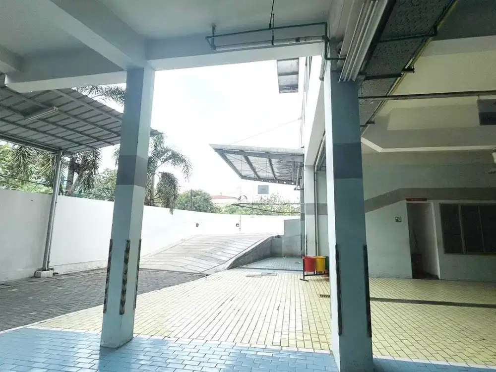 Gudang Danau Sunter Utara