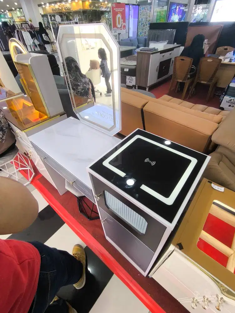 PROMO MEJA RIAS BISA CICILAN TANPA DP PAKAI HOME CREDIT 0% FLAT