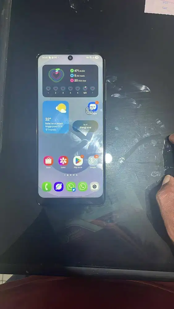 Samsung S20 uLTRA  rAM 12/128