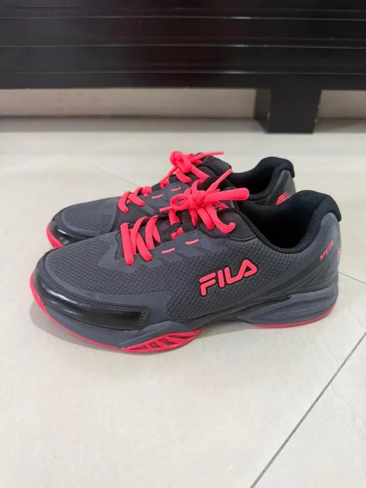 DIJUAL SEPATU FILA TENNIS 100% ORIGINAL