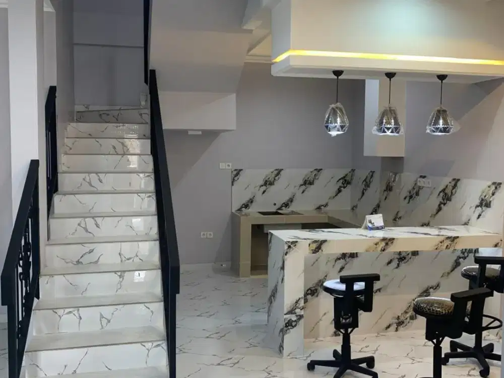 Rumah Baru Posisi Hook Kawasan Premium Cinere Depok