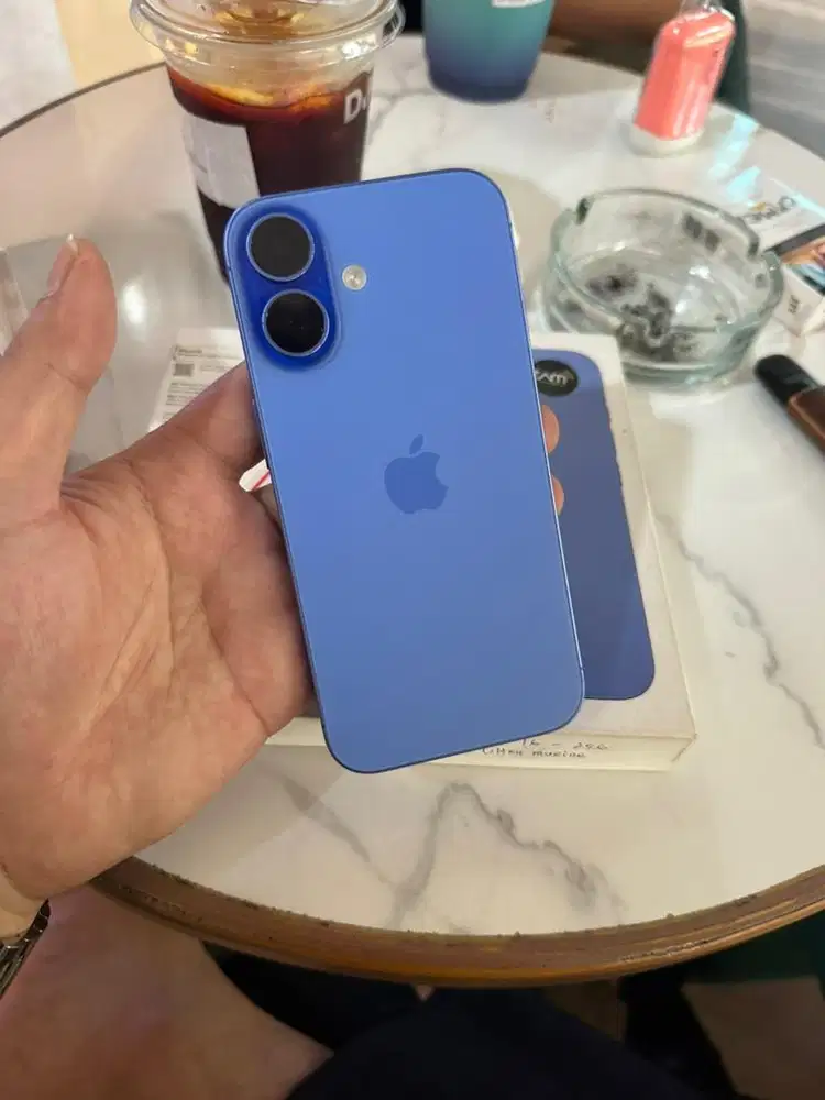 Iphone 16 Basic 256 Gb (IBox)