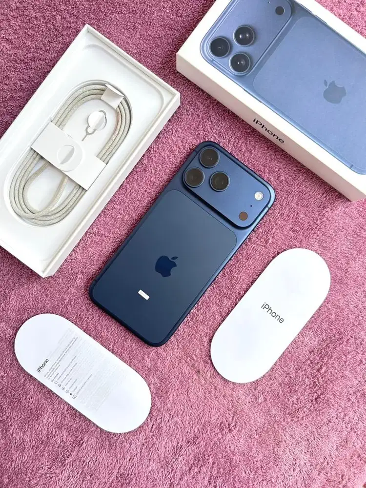 iPhone 17 Pro Max 256Gb Blue iBox