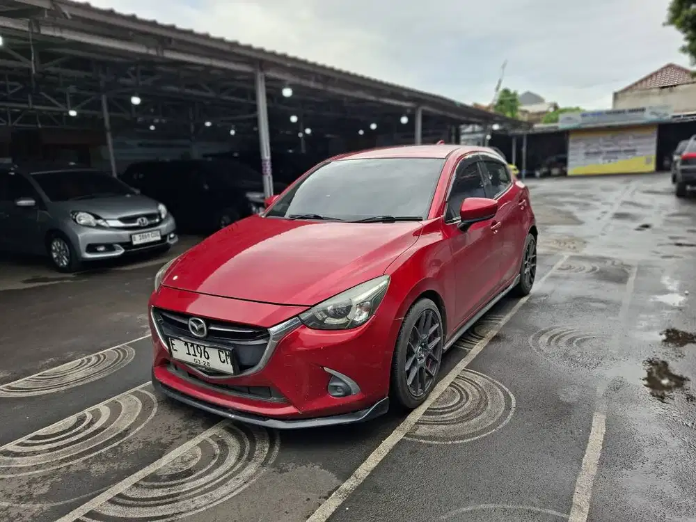 DP 5 JT MAZDA 2 R SKYACTIVE MATIC 2017 TERIMA BALIK NAMA