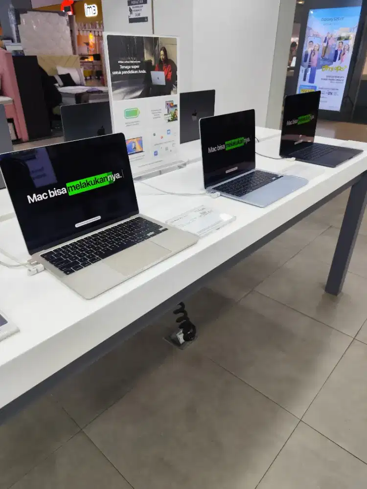 Macbook M4 segel baru garansi ibox bisa angsuran