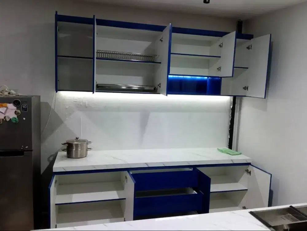 Kitchen Set Custom Elegant Blue Marble | Box Atas