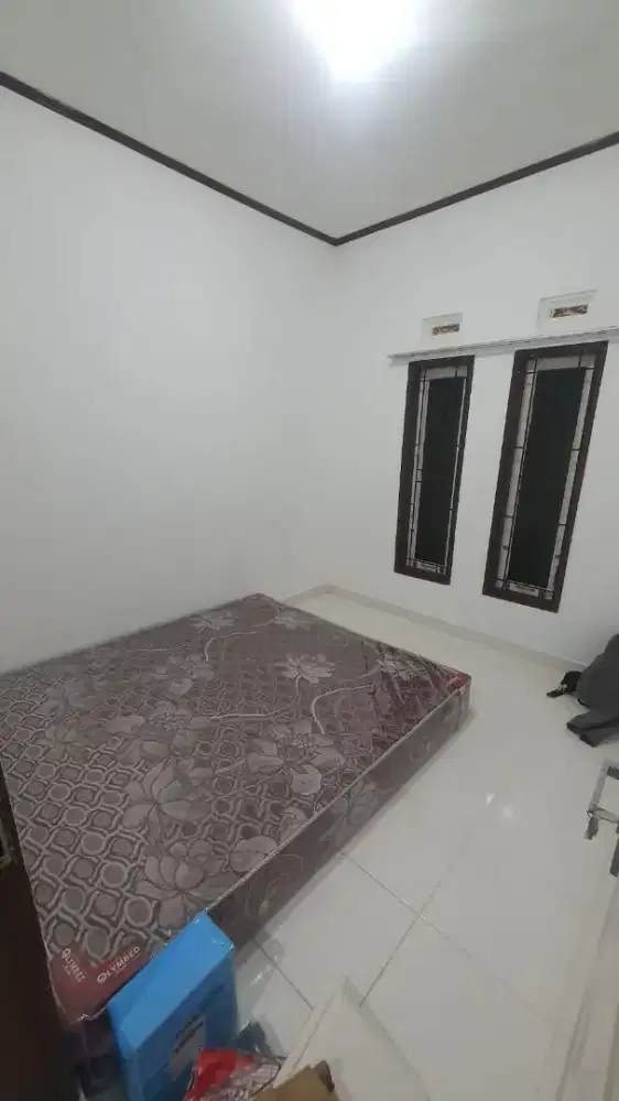 Kasur 180 x 200 x 22 cm