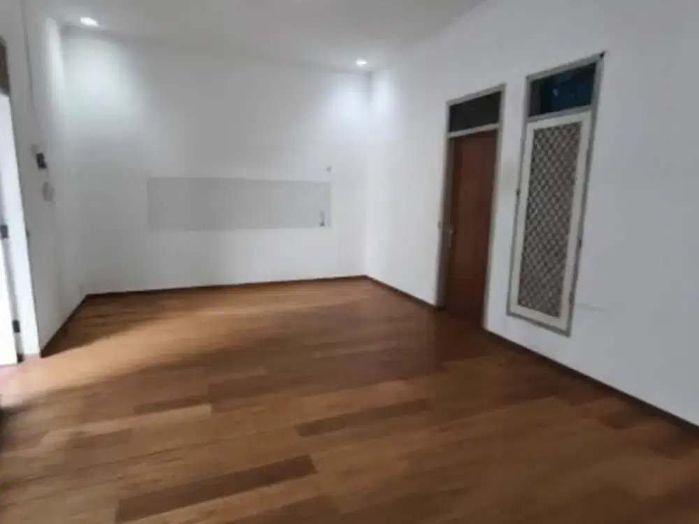 Klampis Wisma Mukt dkt Manyar