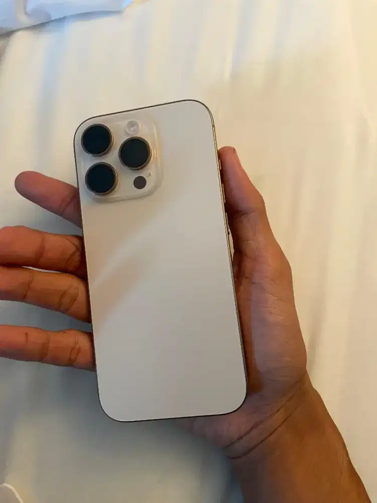 Dijual iphone 16 pro 128 ibox