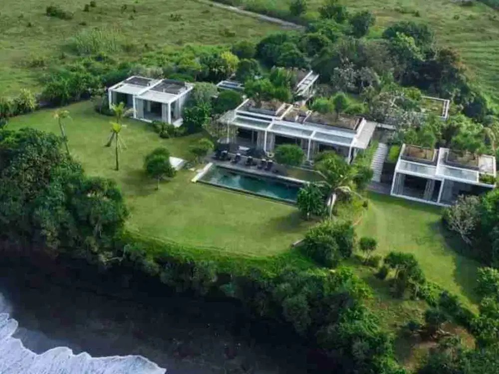 Tanah Los Tebing, Pantai Nyanyi, Bali