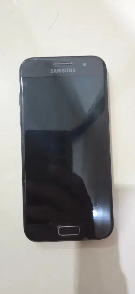 HP SAMSUNG GALAXY A3 MULUS 100% SEPERTI BARU