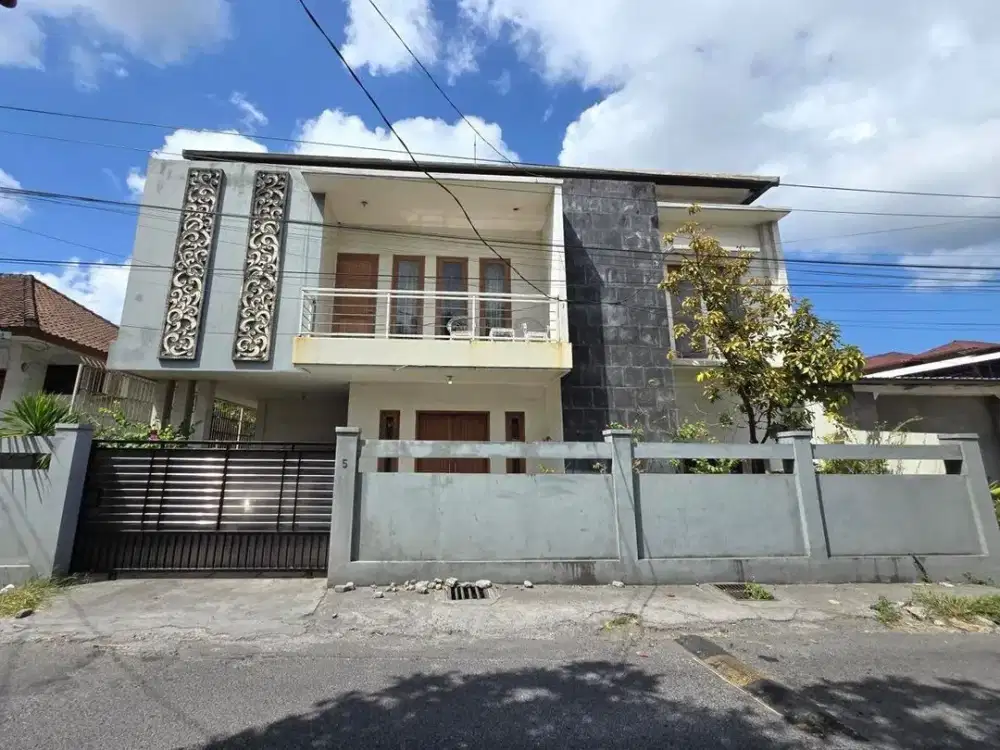 Rumah Di Seminyak Bali Murah Kondisi Terawat dan Strategis