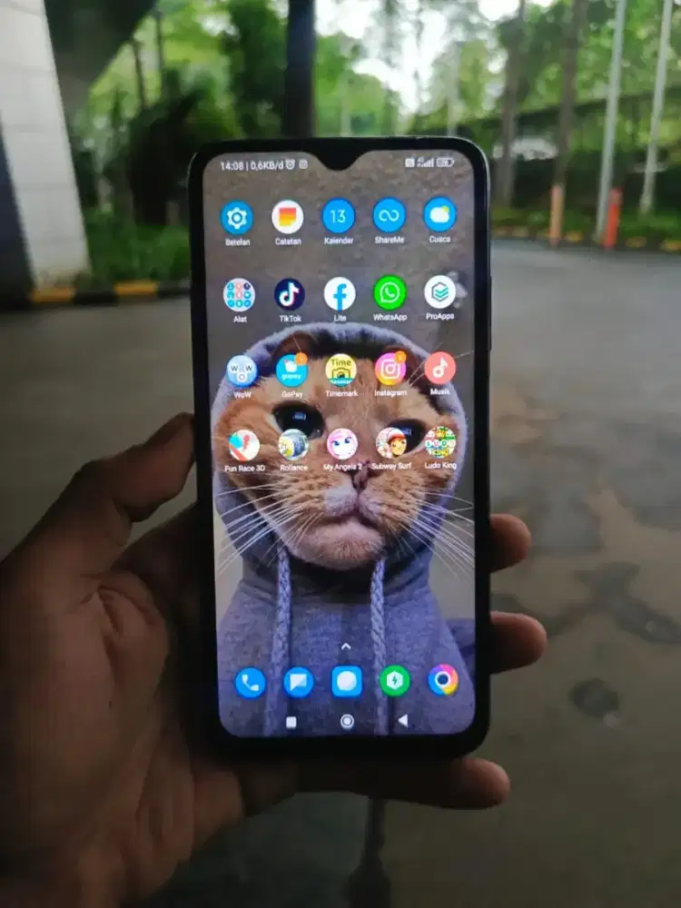 Poco M3 Ram 4+1/64 GB 
-Minus pemakaian aja lancar semua