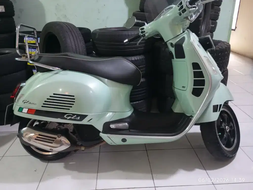 Vespa matic GTS 150