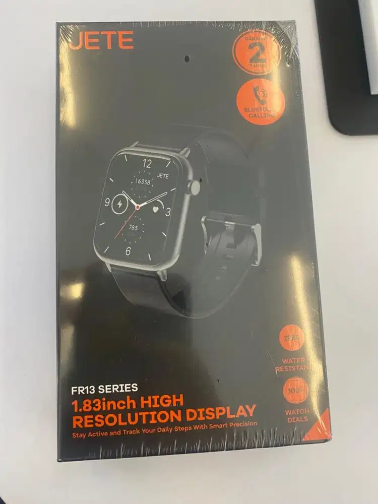 smartwatch jete r13