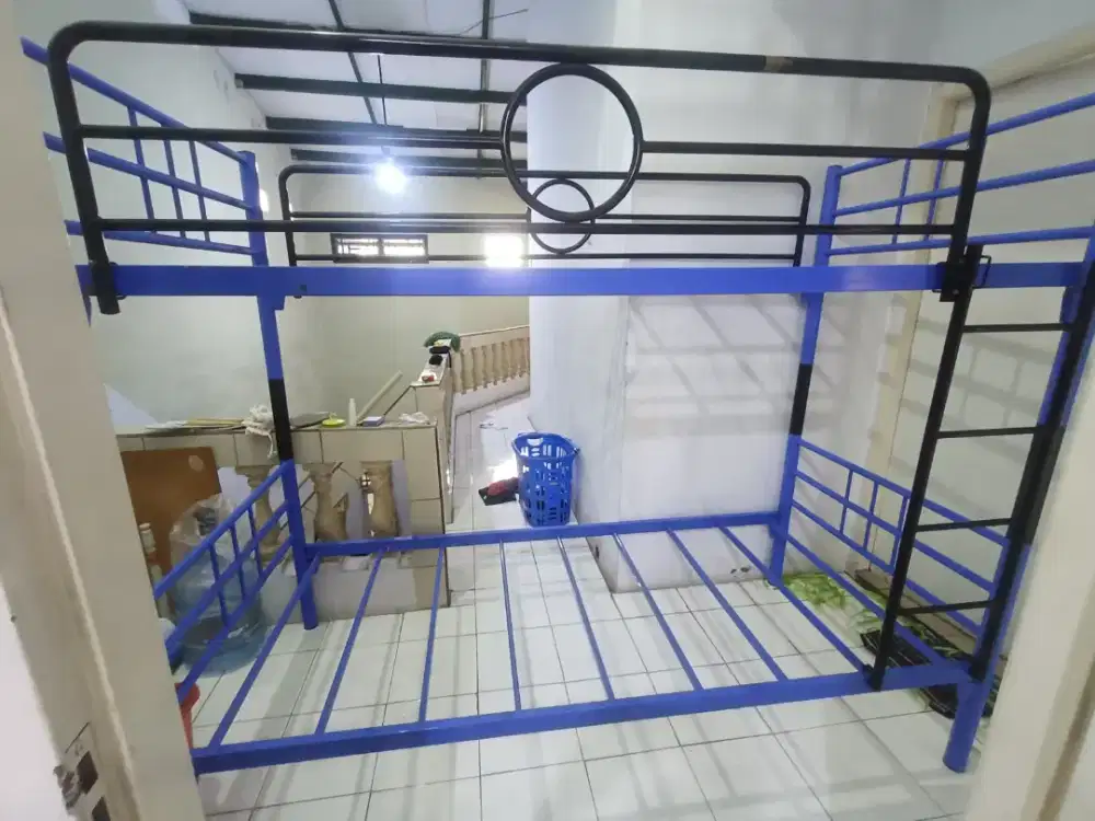 Ranjang Susun Besi Orbitrend