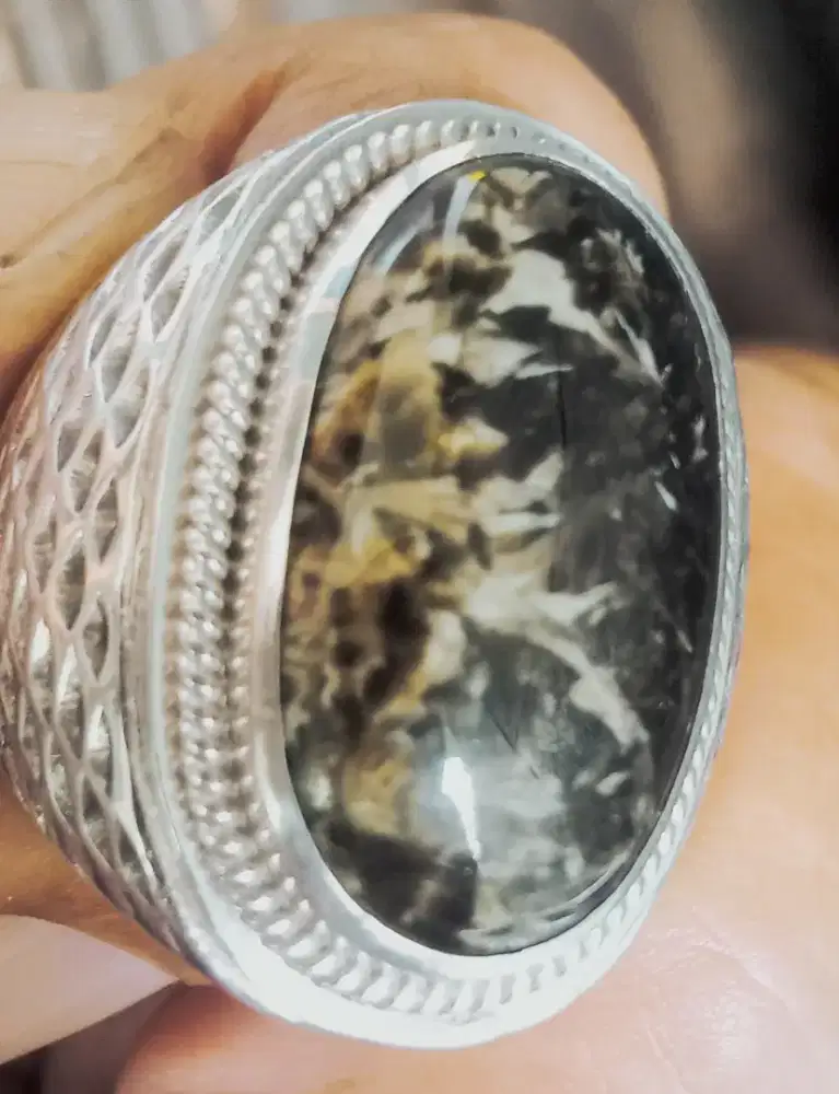 Basaltic bodyglass BML. Bulu Macan Lumajang. Jumbo.