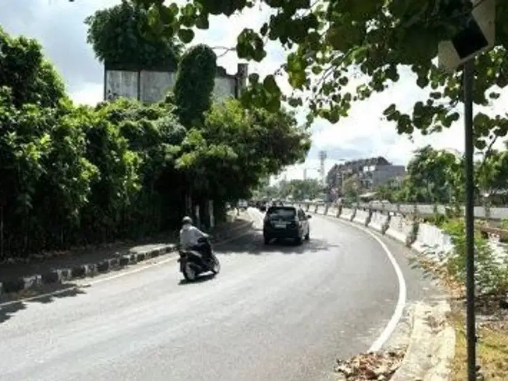 Tanah Kavling Di Jalan Sunset Road Kuta Bali Lokasi Sangat Strategis