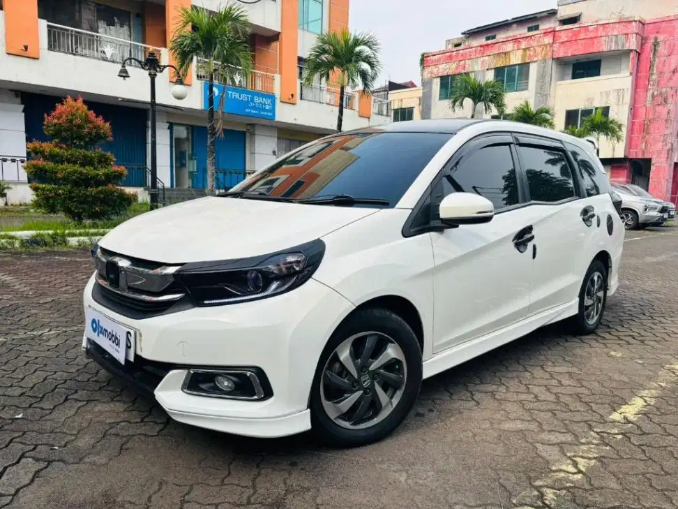 DP MURAH - Honda Mobilio 1.5 E Bensin AT 2019 Putih