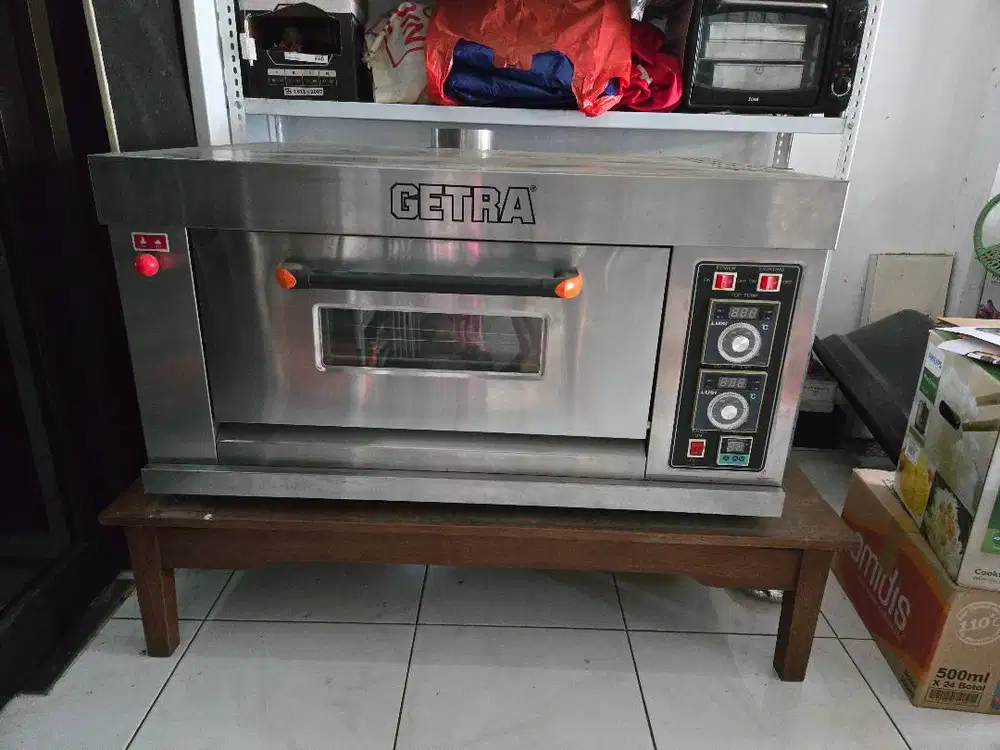 Oven Getra 1 deck 1 tray loyang