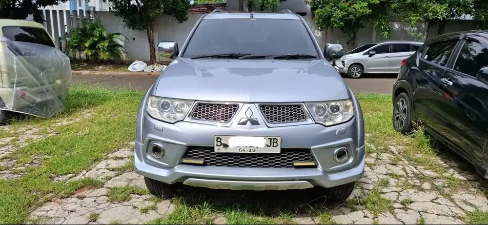 Dijual Pajero Sport Dakkar Limited 2x4 thn 2013