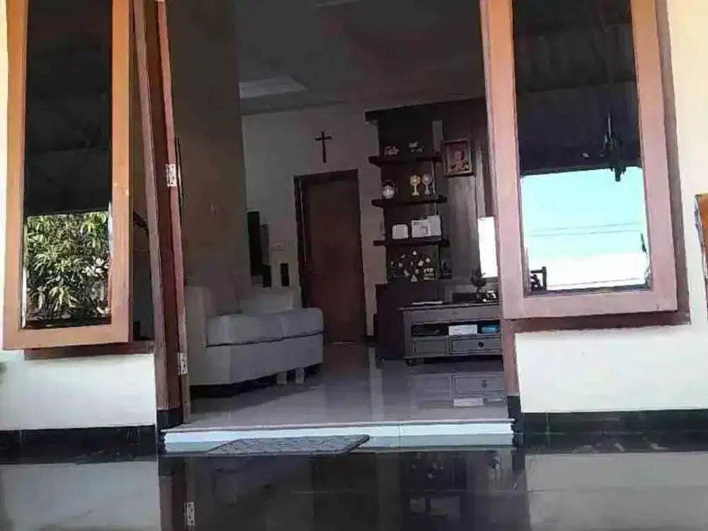 Dijual Cepat Rumah Adem Nyaman Strategis Tembalang Semarang