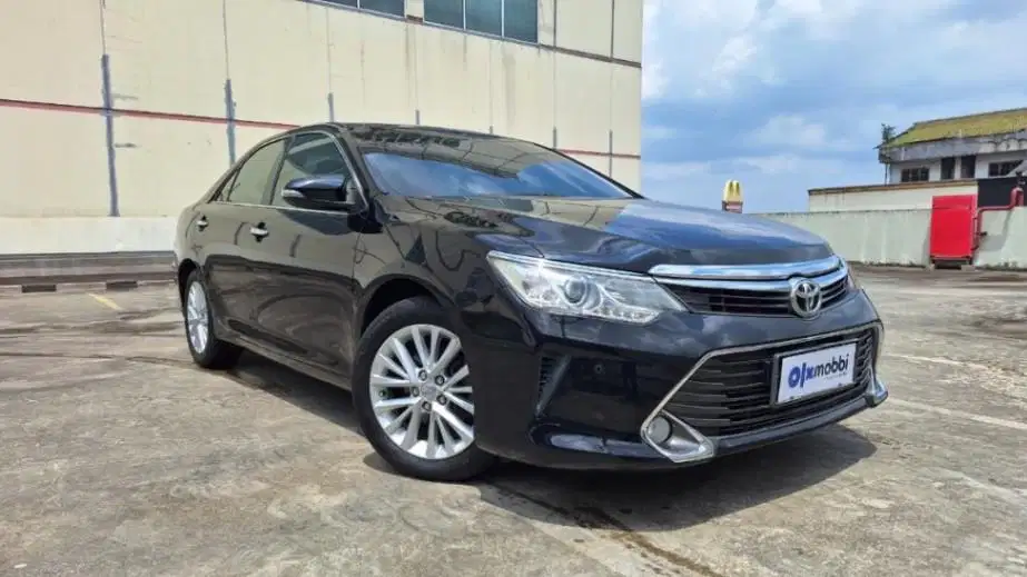 TERMURAH Toyota Camry 2.5 V Bensin-AT 2016 DPS B