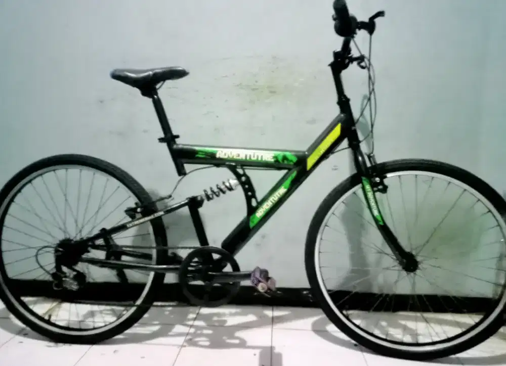 Dijual sepeda gunung MTB POLYGON dewasa masih bagus ban tebal bagus