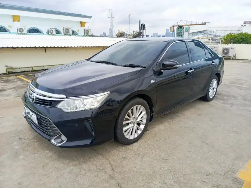 Toyota Camry 2.5 V ISTIMEWAH 2015