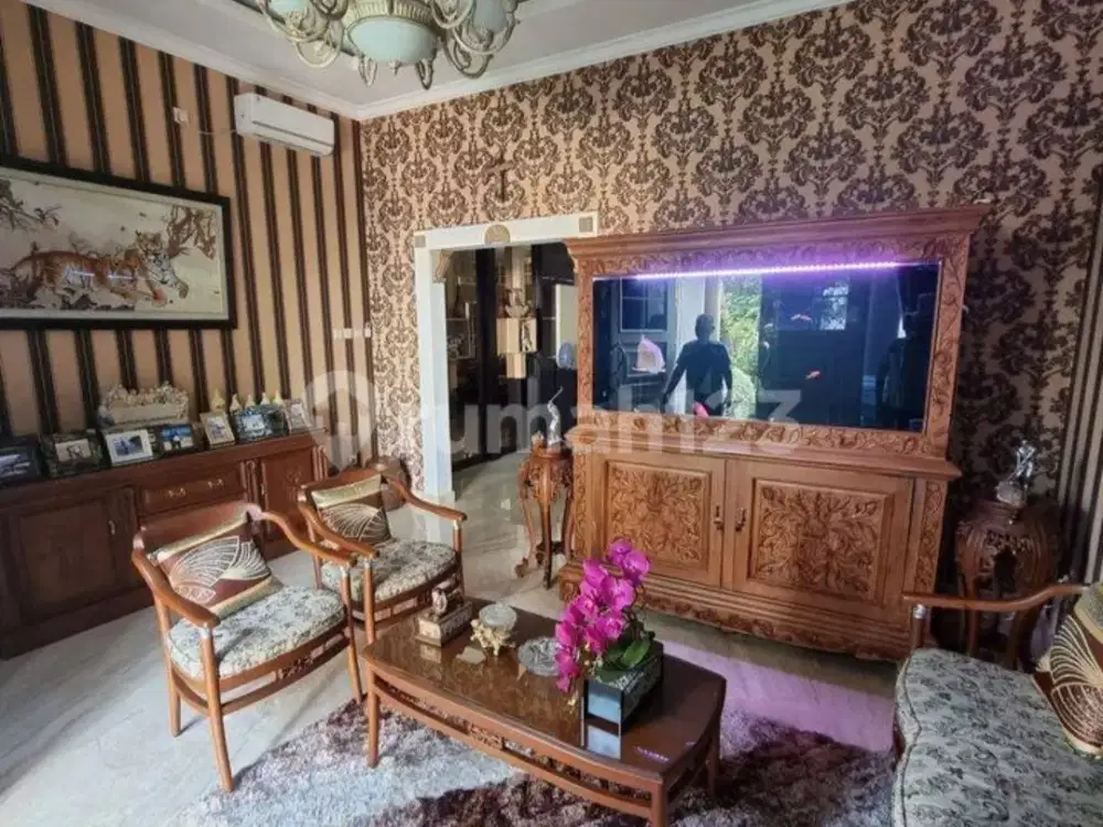 Dijual Rumah Garden House Pik 10x20 Hadap Selatan Barat