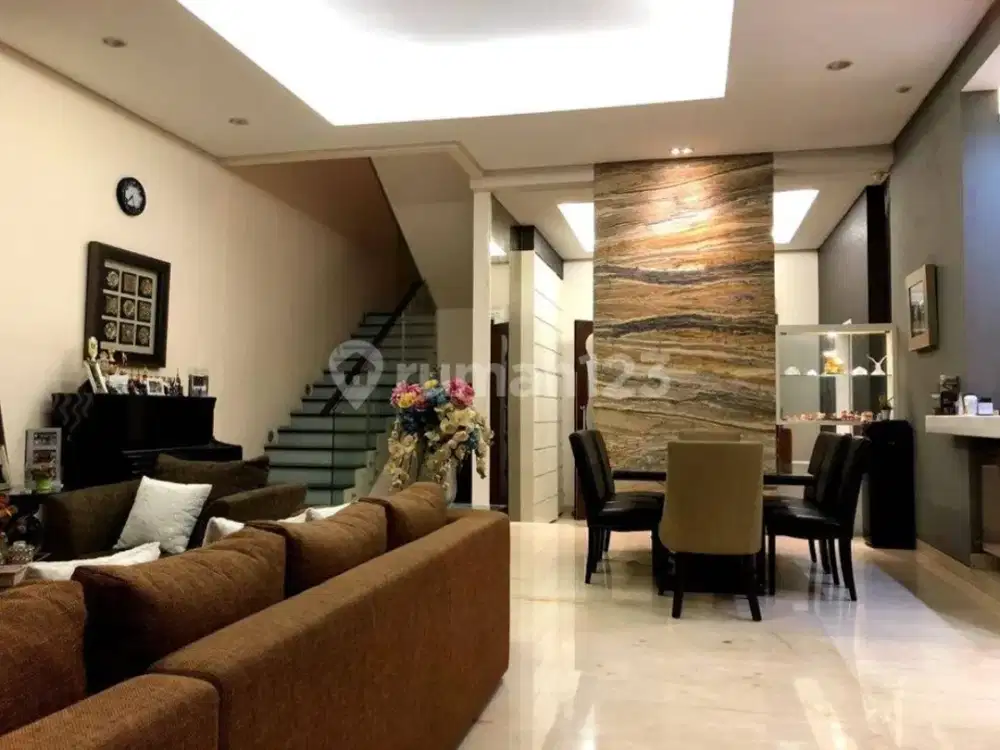 Dijual Rumah Layar Permai Pik , Hadap Utara