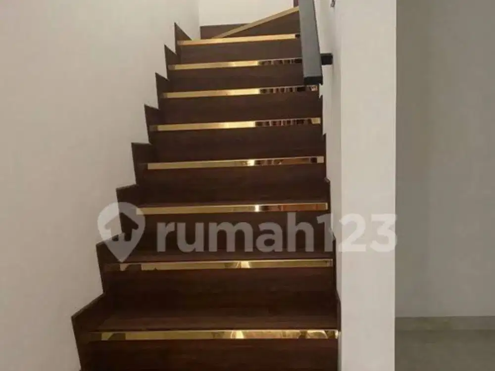 Dijual Rumah Cluster Miami Uk 6x10 Full Renovasi Dan Furnished
