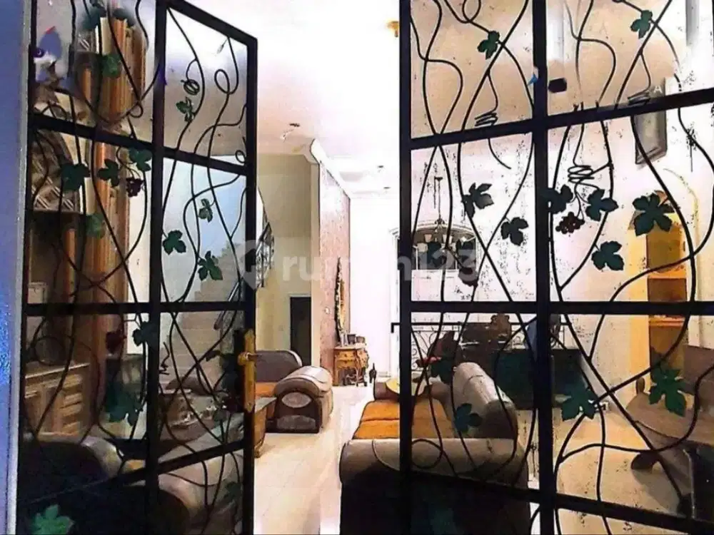 Dijual Cepat Rumah Classic Layar Permai, Pik