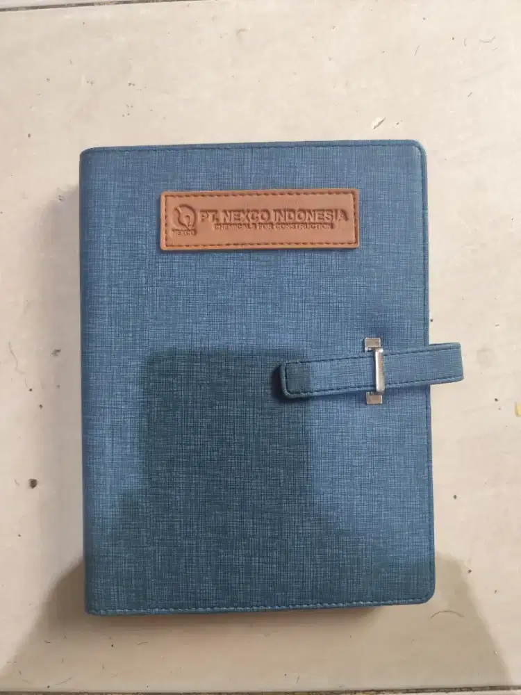 Buku catatan kerja (notebook) Ada 21 Pcs