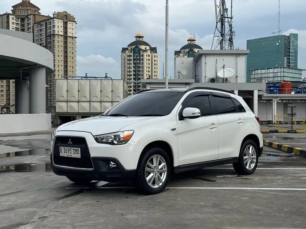 Mitsubishi Outlander PX Sport tahun 2014 Matic Bensin Siap Pakai