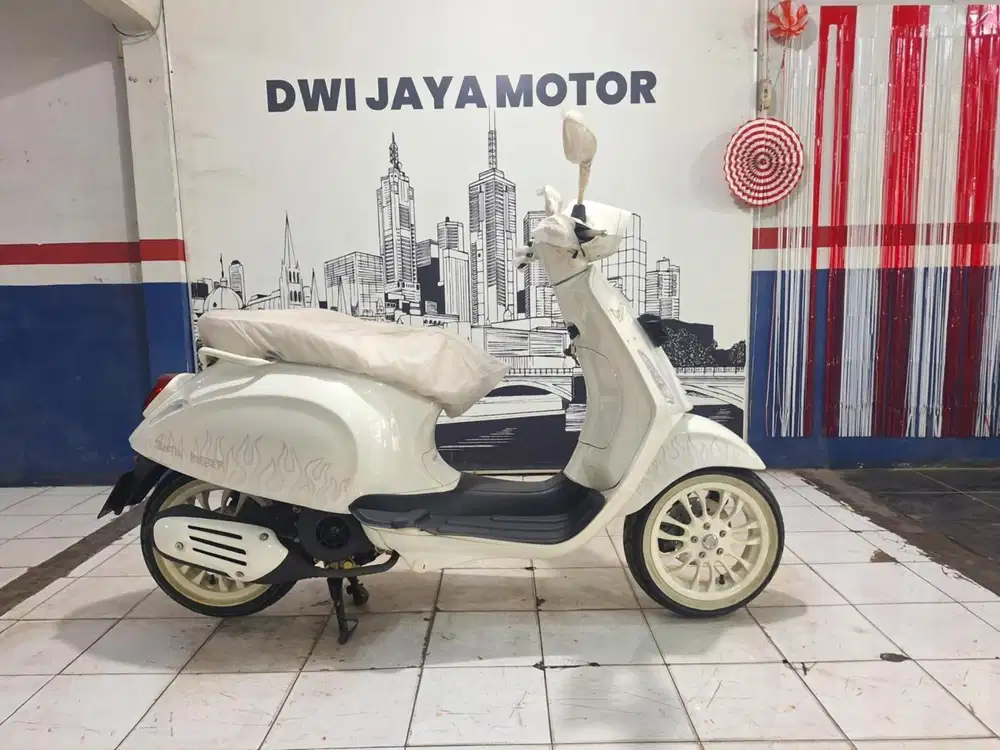 VESPA SPRINT 2022 FULL ORISINIL BERGARANSI DP HANYA 20.000
