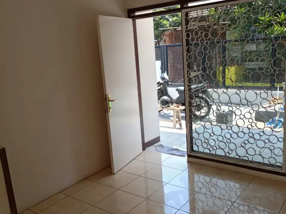 Rumah Baru Renov Strategis di Sumber Sari Bandung