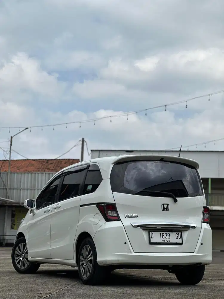 Honda Freed 2013 Bensin
