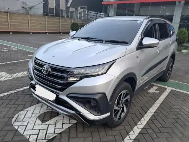 DP MURAH Toyota Rush 1.5 TRD Sportivo Bensin-MT 2019 Silver C1GKT