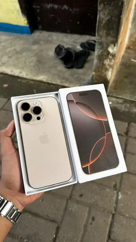 Iphone 16 pro 128Gb DesertTitanium