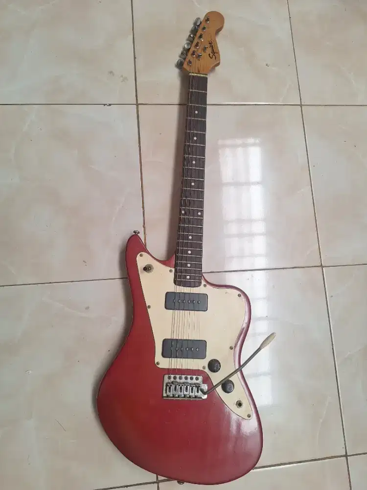 Squier Jazzmaster Bullet Series