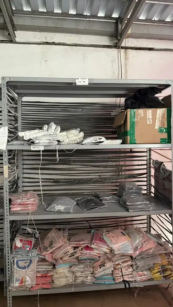 Rak Besi Siku 4 tingkat Serba Guna