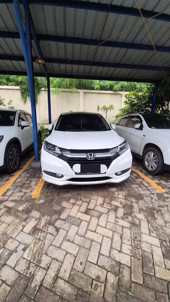 Honda HR-V Prestige AT 2017 1.800 cc | Panoramic | Mesin Sehat