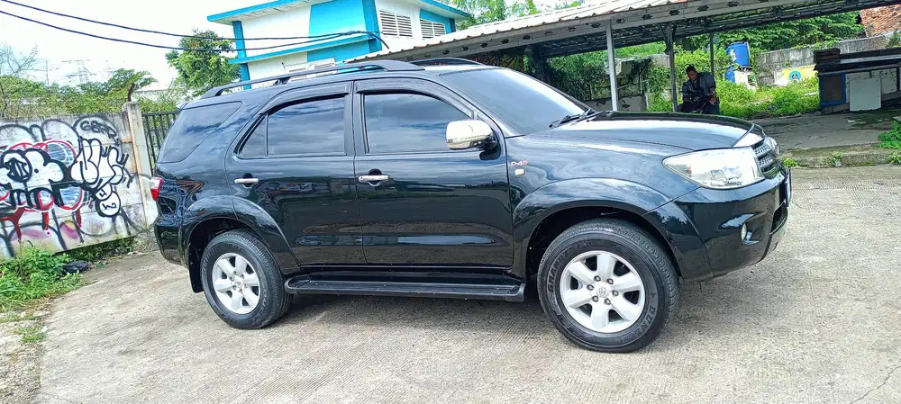 Toyota Fortuner 2011 Diesel