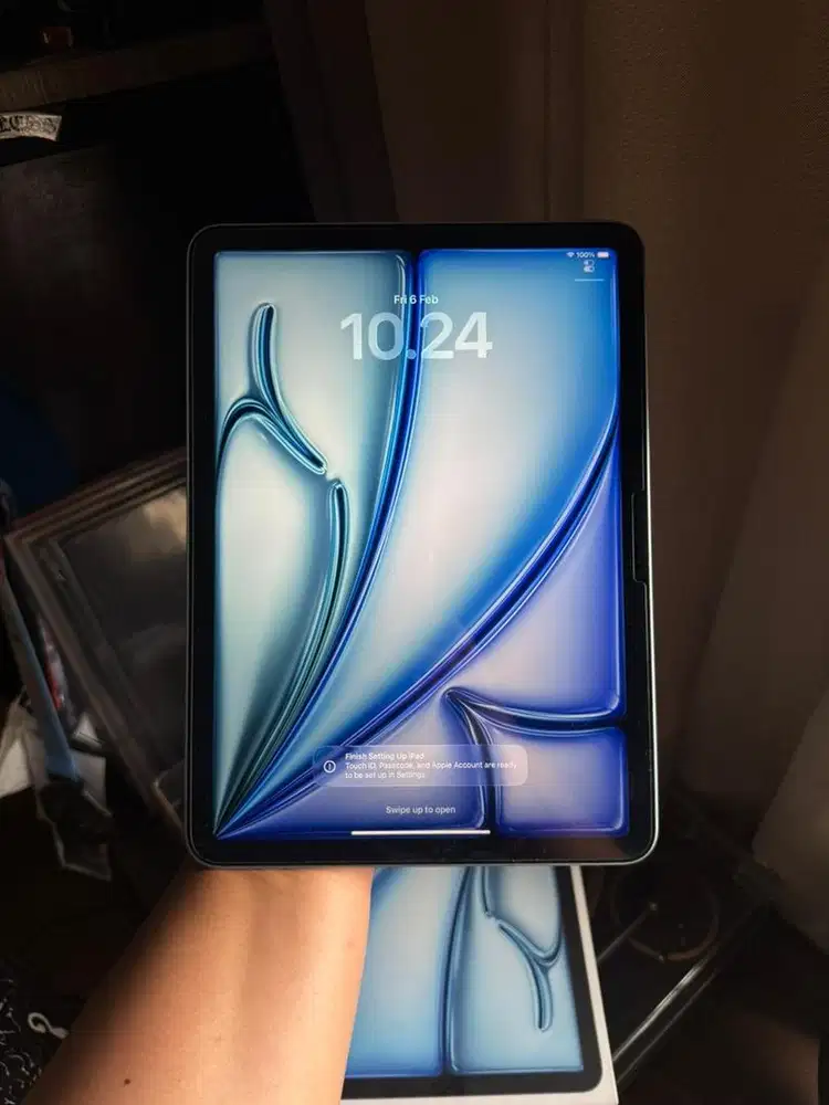 ipad air 7 M3 128gb wifi only ibox