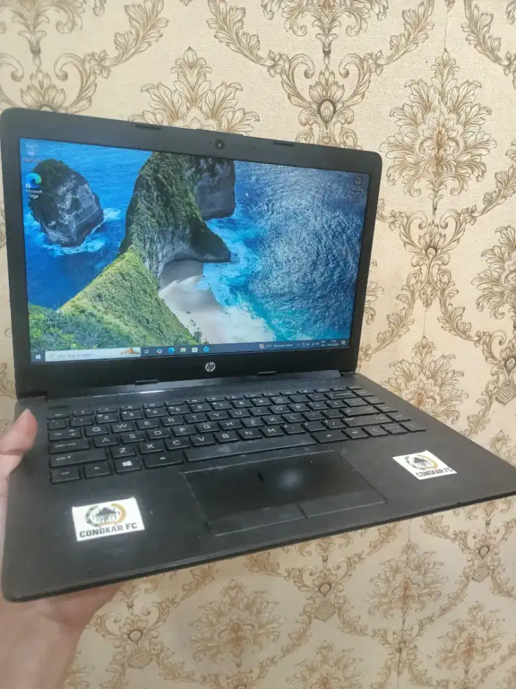 Lactop Hp 14 minus ada titik putih d layar lain ny normal semua SM cas