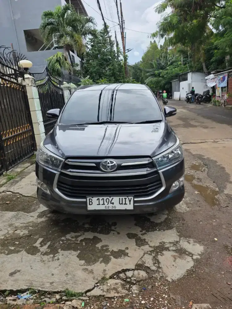 Kijang inova pribadi bensin